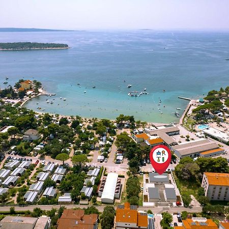 Arti Holiday Homes Banjol Ngoại thất bức ảnh